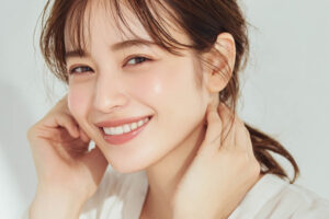 バーティカルリフトを受けた女性のイメージ