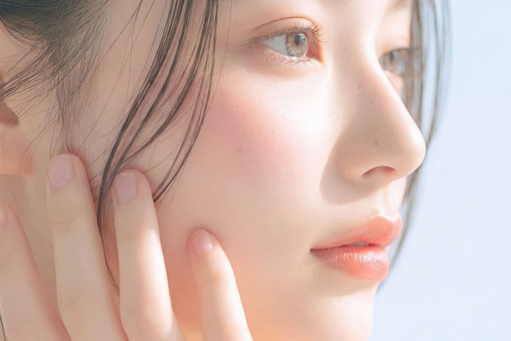 鼻孔縁挙上の症例が気になる女性