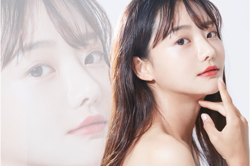 眼瞼下垂がおすすめの方について説明する女性の写真